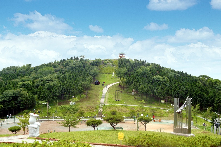 천마산조각공원